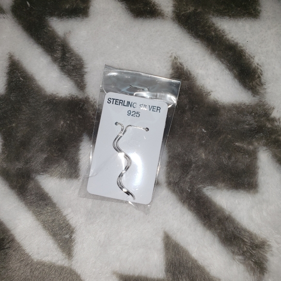 Curled Wire Ear Threads 925 Sterling Silver ear rings - Picture 3 of 3